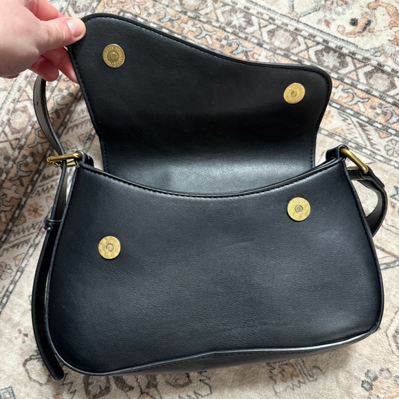 NWOT Antik Kraft Selma Shoulder Bag - Saddle Bag Vibe- Black Vegan Leather - Picture 3 of 7